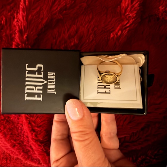 Signet ring - Picture 3 of 8